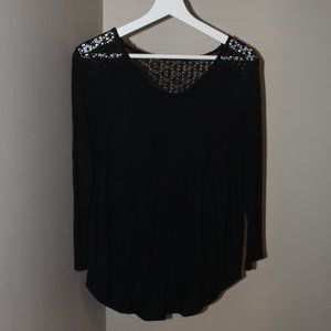Old Navy - 3/4 sleeves black lace top - Size L